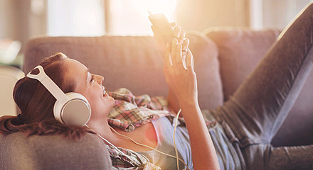 Tipps zum Weltradio-Tag 2020: Internetradio zuhause und unterwegs empfangen